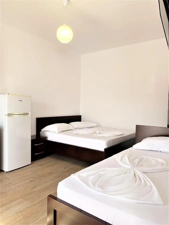 Vila Laguna Ksamil Hotel