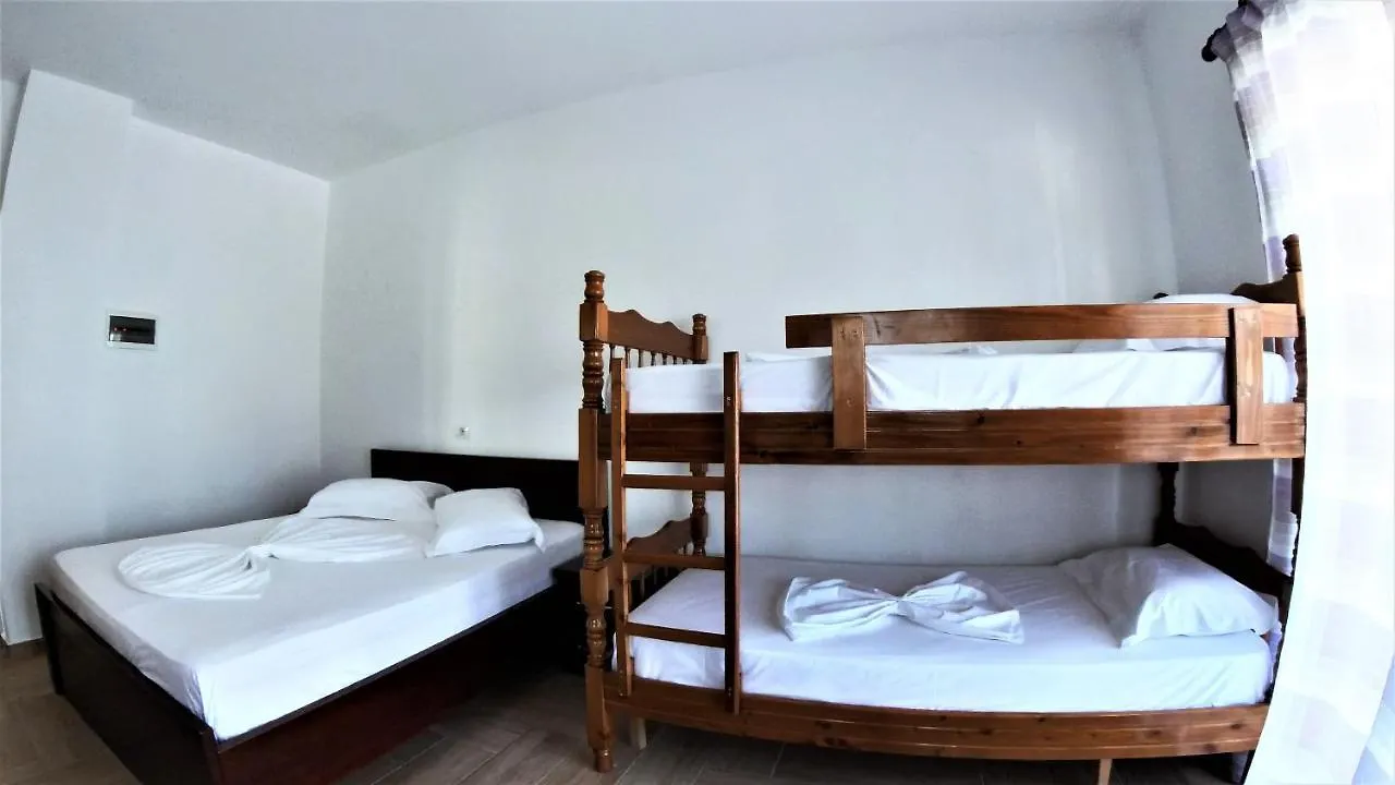 *** Hotel Vila Laguna Ksamil Albania