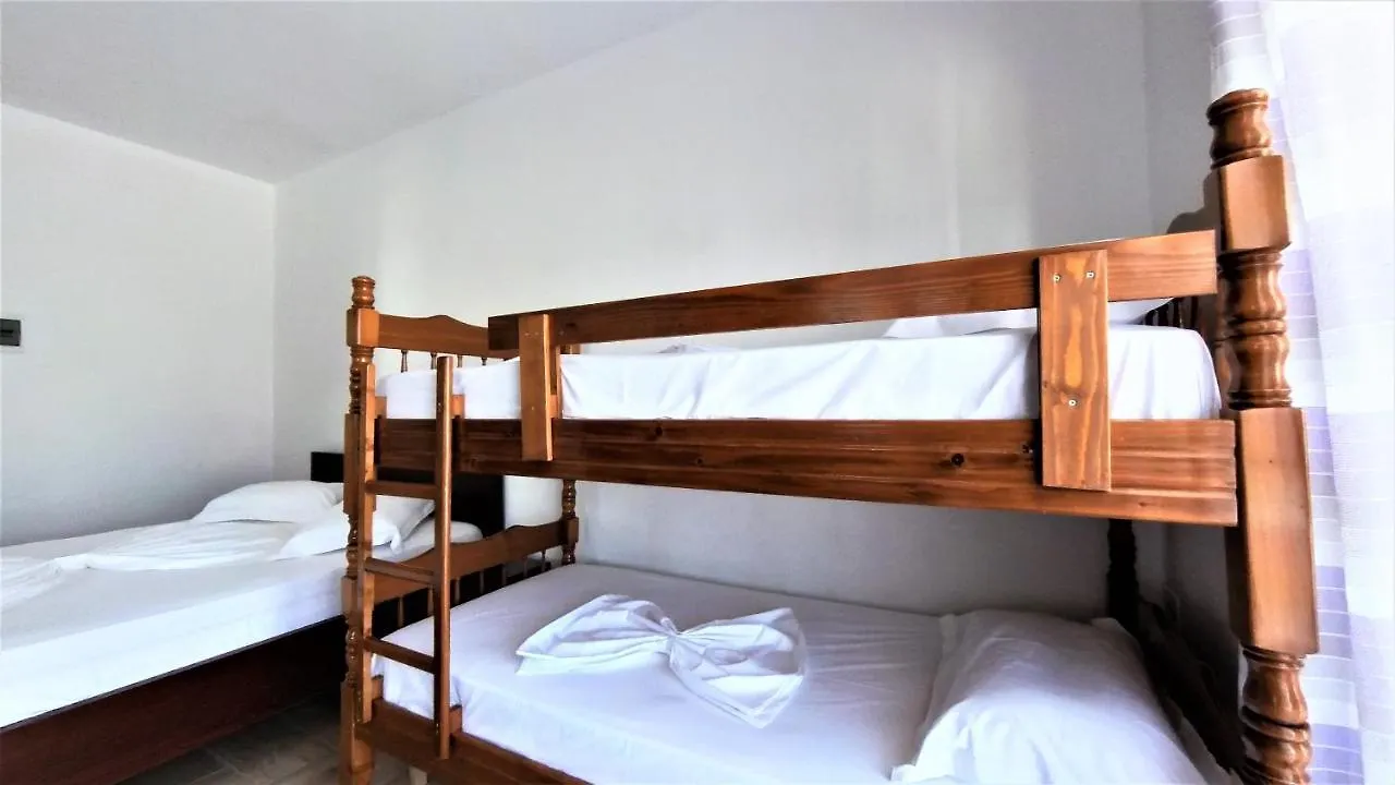 Vila Laguna Ksamil Hotel