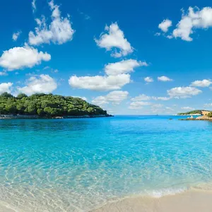 Vila Danedi *** Ksamil